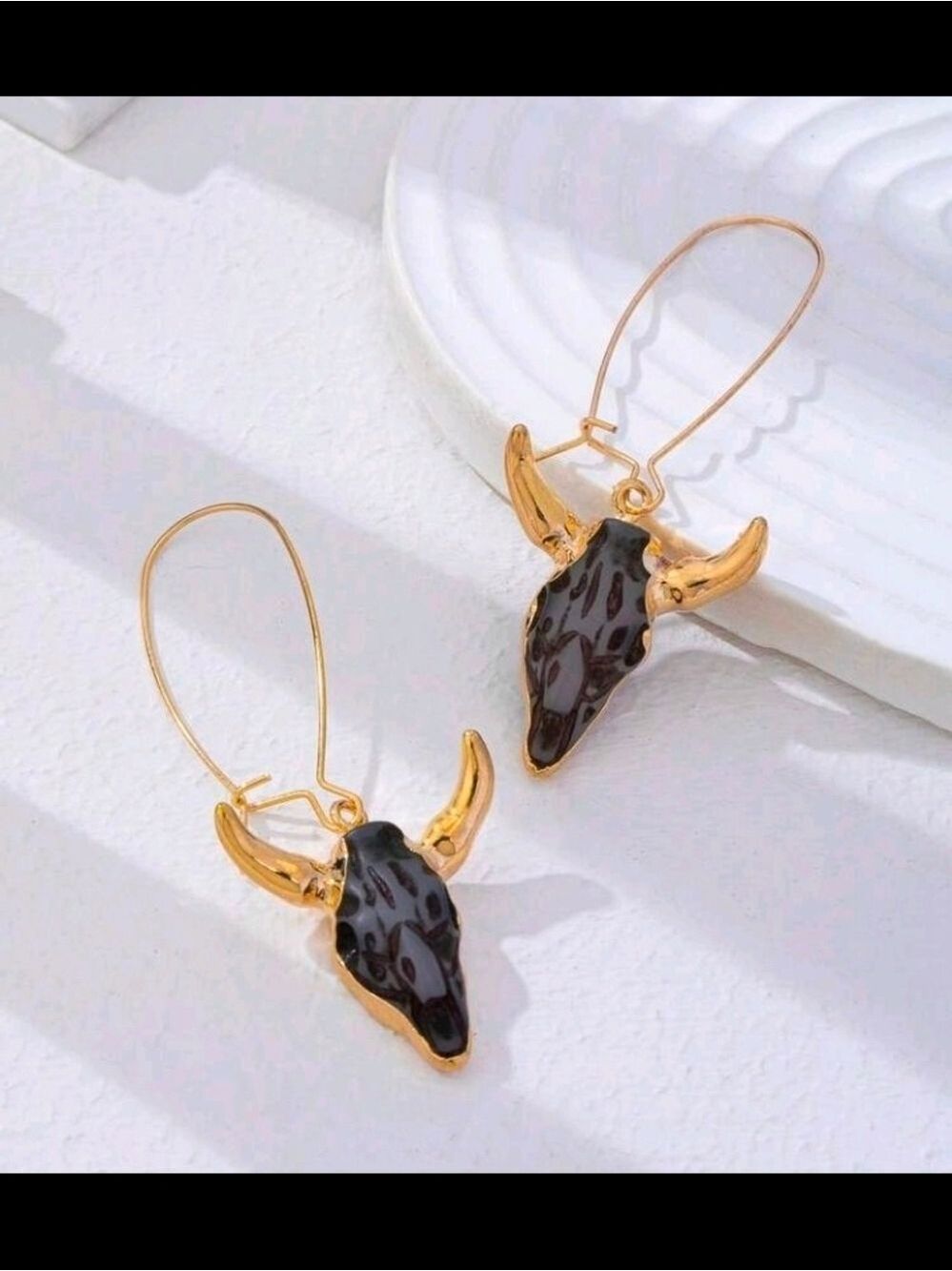 Gold Black Bull Head Ring Women - Picture 3 of 4